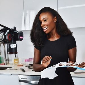 Meet your Posher, Camille